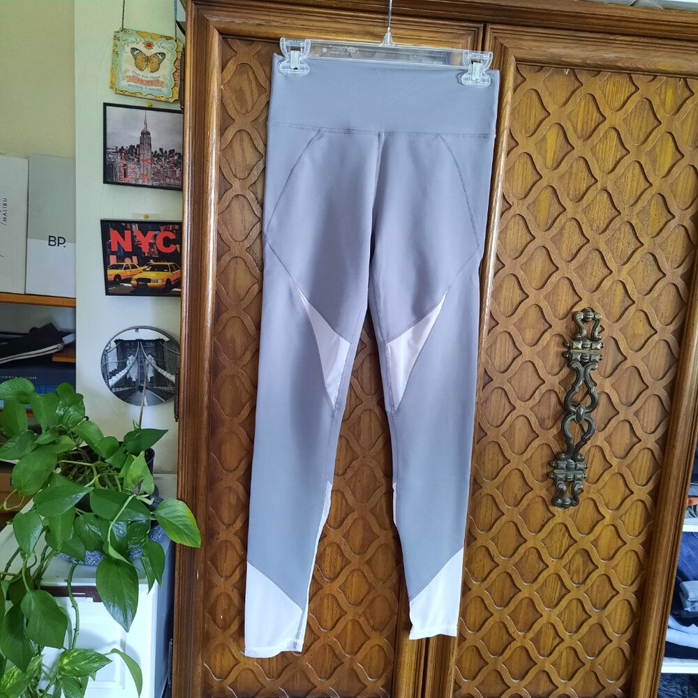 Fabletics Define Powerhold High-Waisted Leggings … - image 2